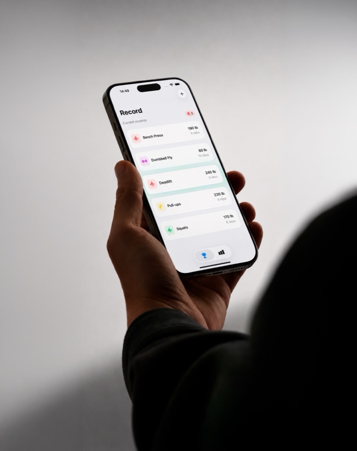 Record+ workout list on an iPhone
